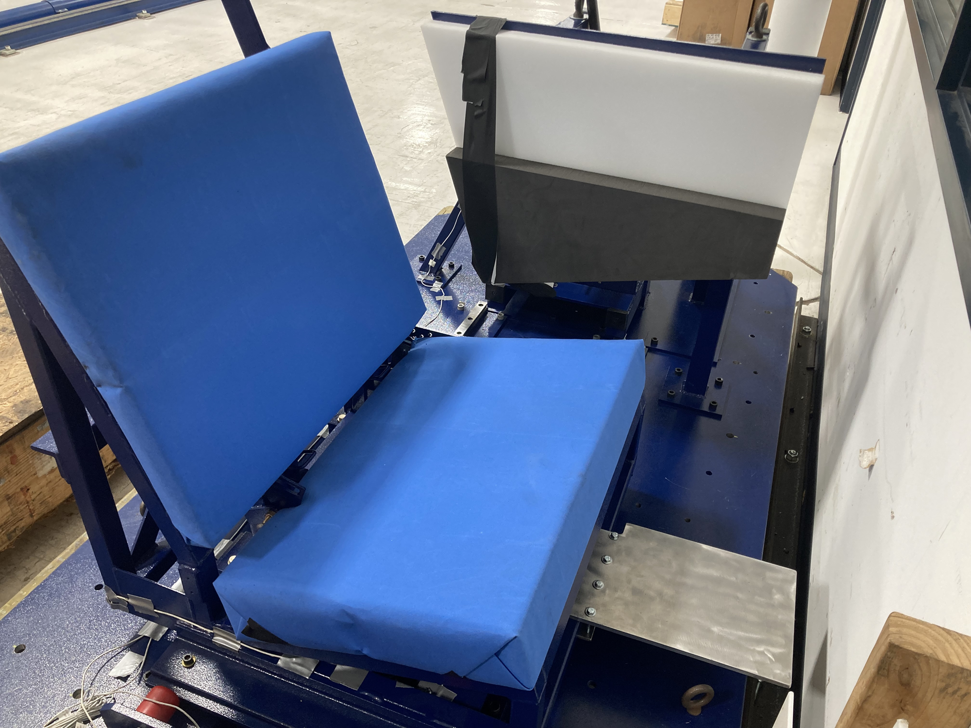 🚨FMVSS 213a: The New Side-Impact Crash Test for Car Seats — The